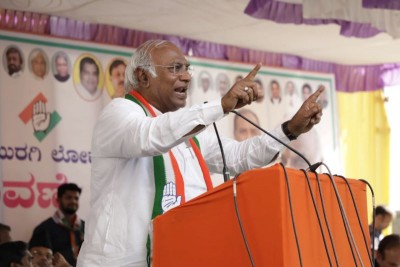 'Can explain manifesto to PM Modi': Mallikarjun Kharge on Muslim League remark