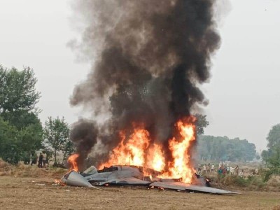 Indian Air Force MiG-29 fighter jet crashes close to Agra, pilot safely ejects himself