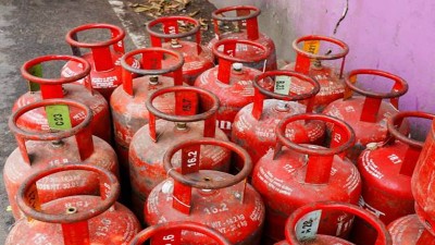 19-kg commercial LPG price reduced by Rs.69 to Rs.1,676/cylinder, jet fuel price cut 6.5% to Rs.94,969.01/kl