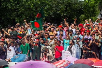 Bangladesh Army Chief Waker-Uz-Zaman to address nation shortly amid violent anti-government protests