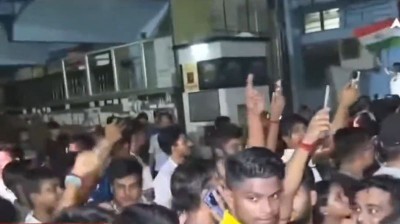 Miscreants vandalise Emergency building of RG Kar Hospital amid massive anti-rape people's protest in Kolkata