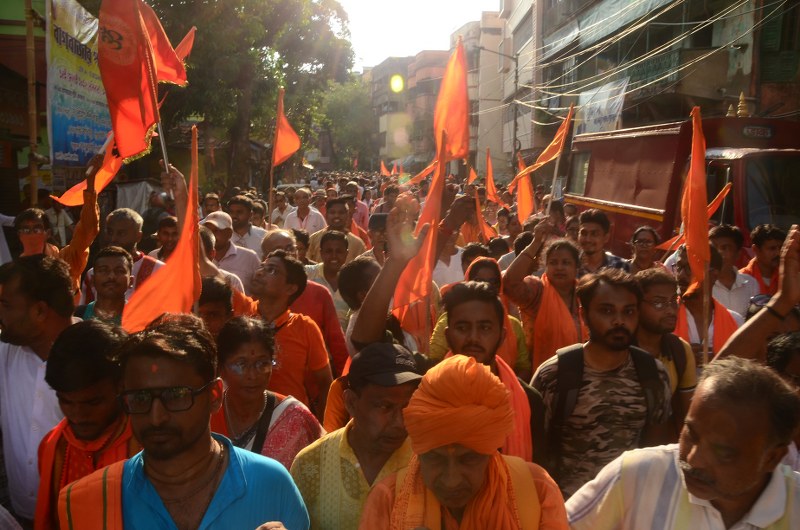 Sadhus hit streets in Kolkata against Mamata remark on Kartik Maharaja