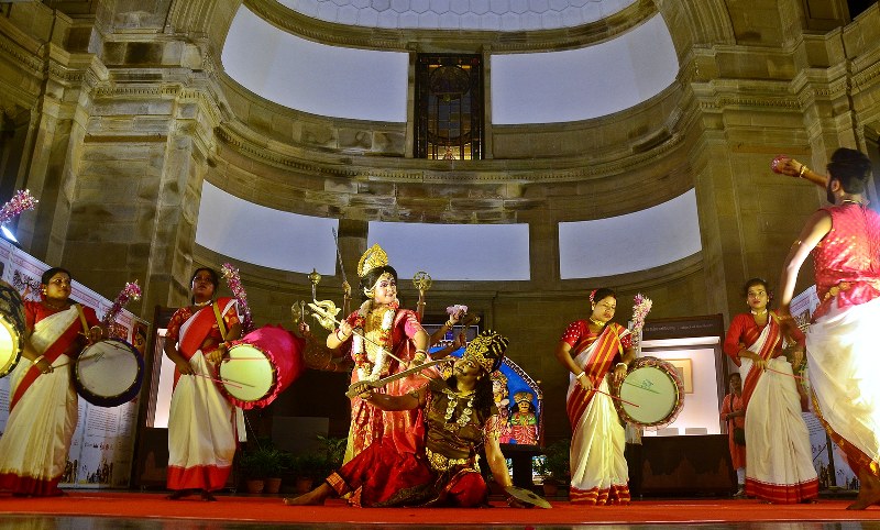 Kolkata's iconic Victoria Memorial celebrates Durga Puja