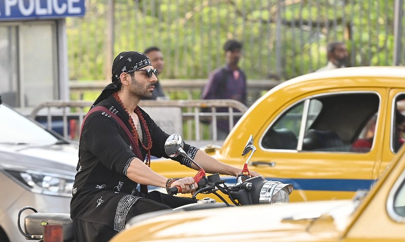 Kartik Aaryan shoots for Bhool Bhulaiyaa 3 in Kolkata