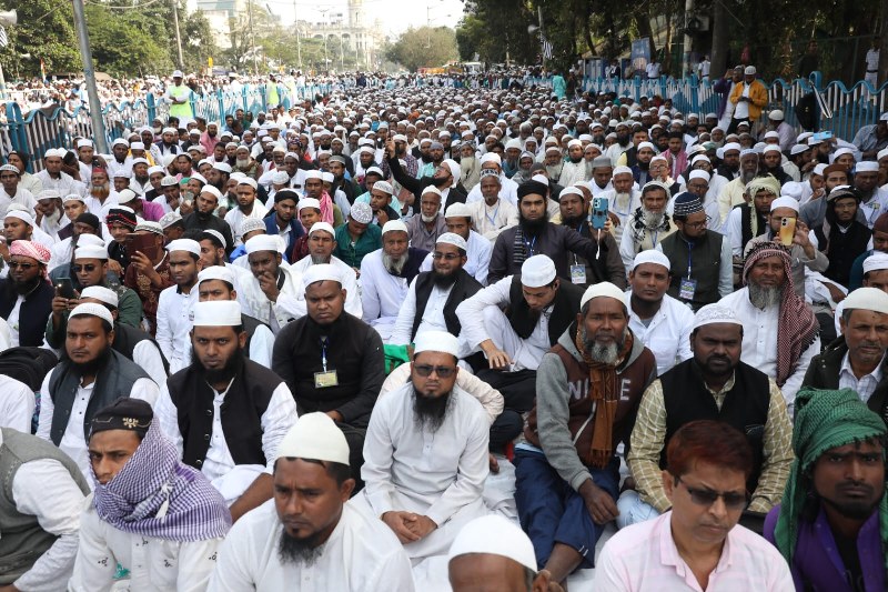 IN IMAGES: Muslims led by West Bengal Jamiat-e-Ulama protest against Waqf Amendment Bill in Kolkata