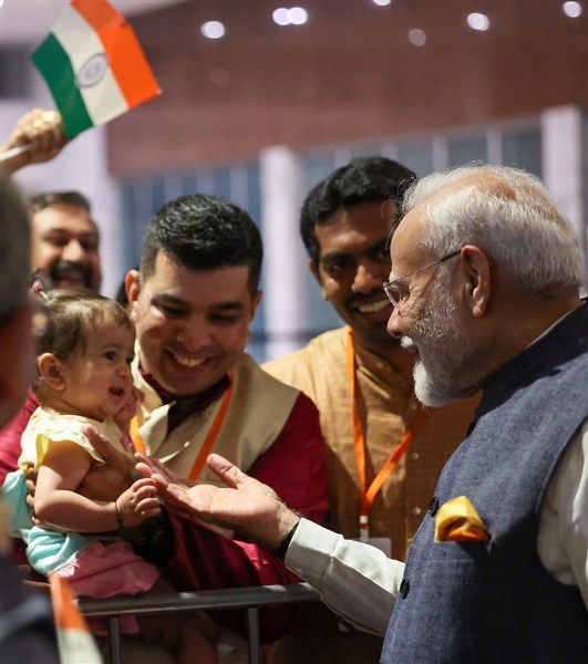 Indian Community welcomes PM Modi at Rio de Janeiro