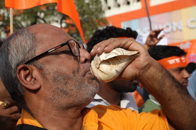 IN IMAGES: Hindu Jagran Manch holds protest march in Kolkata against ISKCON monk’s arrest in Bangladesh