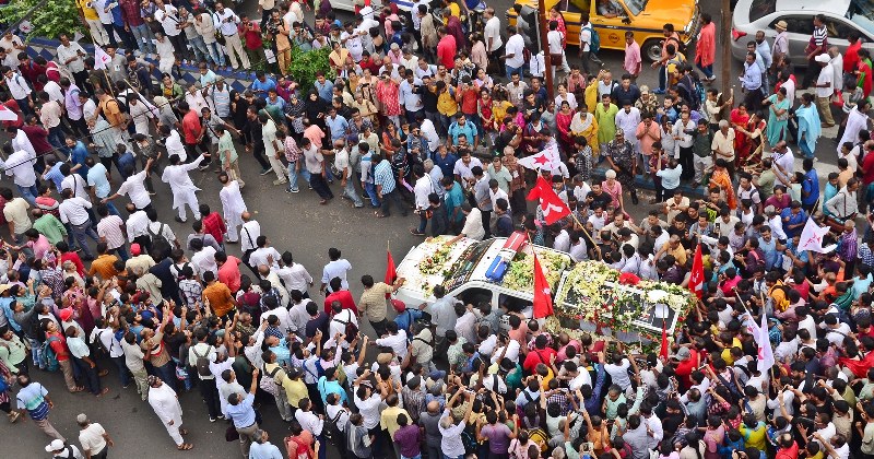 Red Salute: Snapshots of the last journey of Buddhadeb Bhattacharjee