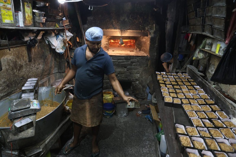 In Images: Christmas cake prepared at 200-year-old Kolkata bakery