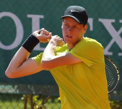 Italian Tennis star Jannik Sinner defends Australian Open by beating Alexander Zverev