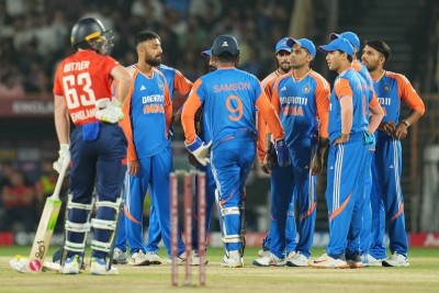 England put up allround performance to keep T20I series against India alive