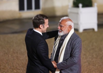 PM Modi meets 'friend' Emmanuel Macron after he arrives in Paris