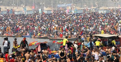 Glimpses of the final snan of Maha Kumbh