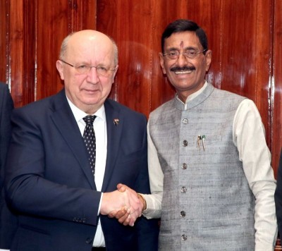 Indian Minister discusses defence bonds, Indo-Pacific with European Commission official