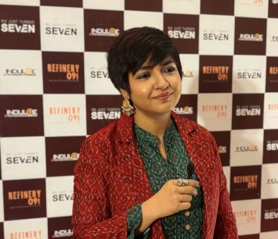 Bengali singer Lagnajita Chakraborty alleges abuse, assault bid on stage, police arrest accused