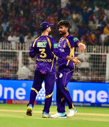 In Images: KKR face LSG at Eden Gardens