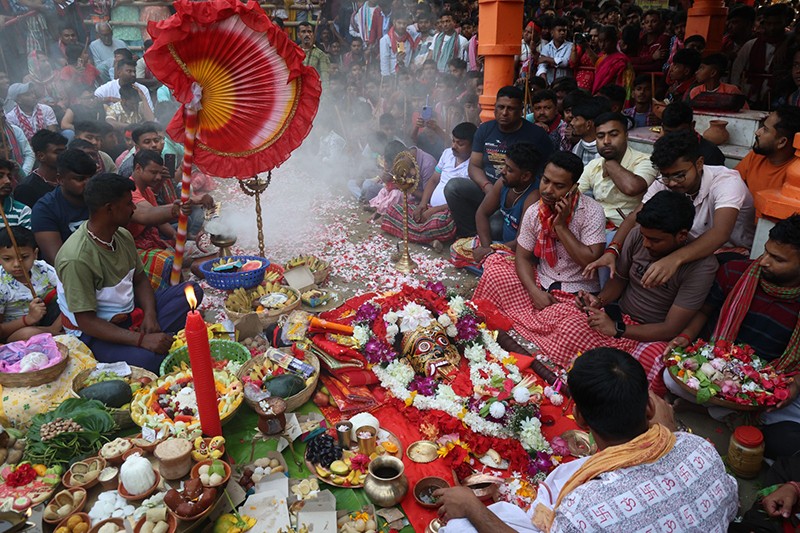 Where masks, faith and tradition come alive: Hili’s Bikat Kali Puja on the India–Bangladesh border