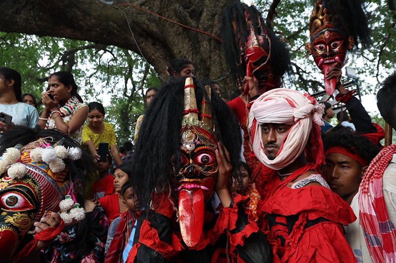 Where masks, faith and tradition come alive: Hili’s Bikat Kali Puja on the India–Bangladesh border