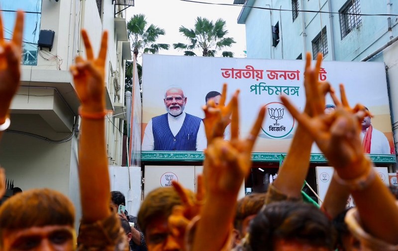 In Images: Supporters celebrate as BJP inches towards majority mark in Bengal