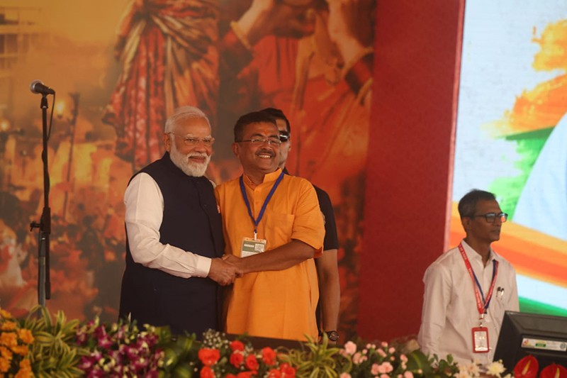 Bengal’s Big Political Moment: Suvendu Adhikari Takes Oath — See The Images