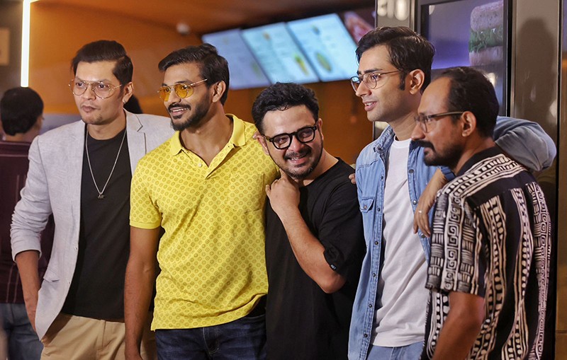 In Images: Special screening of Jeet-starrer ‘Keu Bole Biplobi Keu Bole Dakat’ in Kolkata