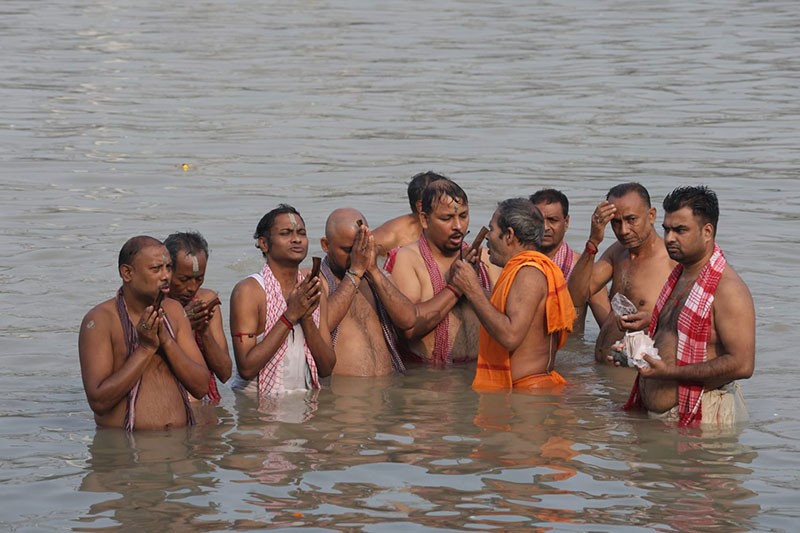 In Images: Devotees offer prayers to ancestors on Mahalaya in Kolkata