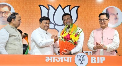 Tennis icon Leander Paes joins BJP ahead of Bengal polls