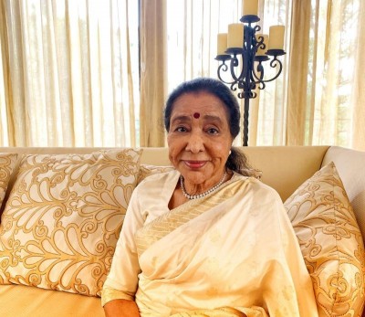 India’s legendary voice falls silent: Asha Bhosle dies at 92
