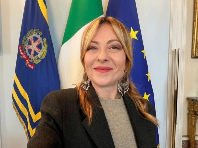 Meloni’s ‘jhumka’ moment sparks viral buzz as Italian PM’s desi style grabs attention