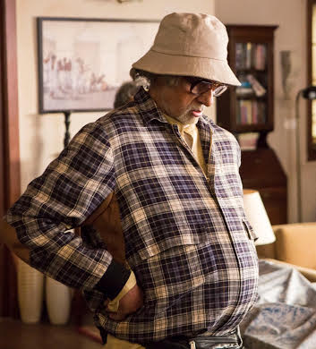 First Look: Amitabh Bachchan's family pack in Piku