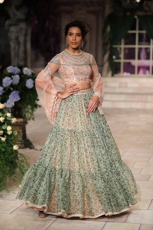 Kangana Ranaut walks the ramp in India Couture Week