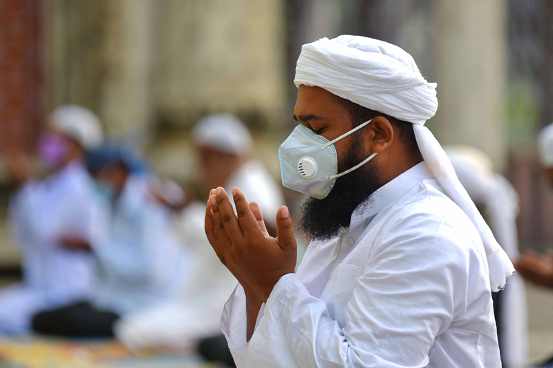 New Delhi: Muslim devotees offer prayers at Jama Masjid on Eid-ul-Adha