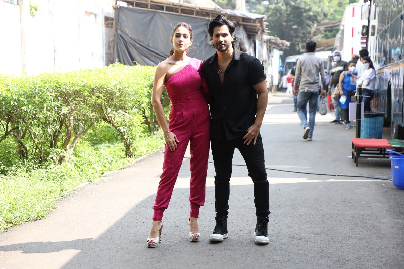 Promotions for Varun Dhawan, Sara Ali Khan starrer Coolie No. 1 begin