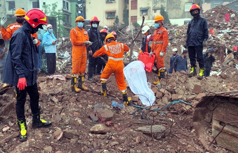 Raigad Building Collapse: NDRF personnel continues search and rescue operations