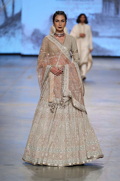 Lakme Fashion Week: Tarun Tahiliani showcases winter festive collection