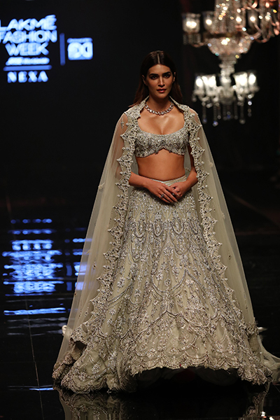 Kriti Sanon walks for designer duo Shantnu-Nikhil at Lakme Fashion Week 2022