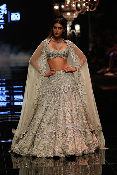 Kriti Sanon walks for designer duo Shantnu-Nikhil at Lakme Fashion Week 2022