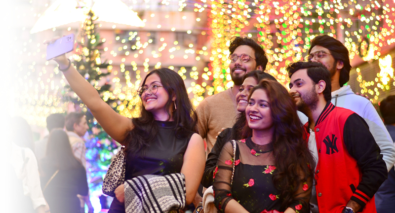 In Images: Kolkata soaks in Christmas spirit