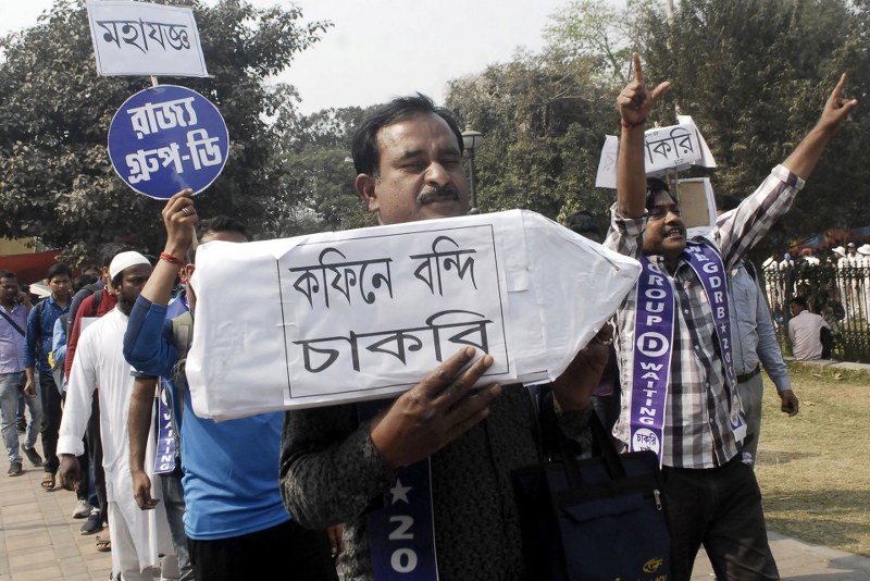 Job seekers take out protest rally in Kolkata