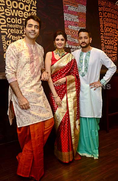 In Images: Premiere of Abir, Parambrata, Lahoma starrer 'Biye Bibhrat'