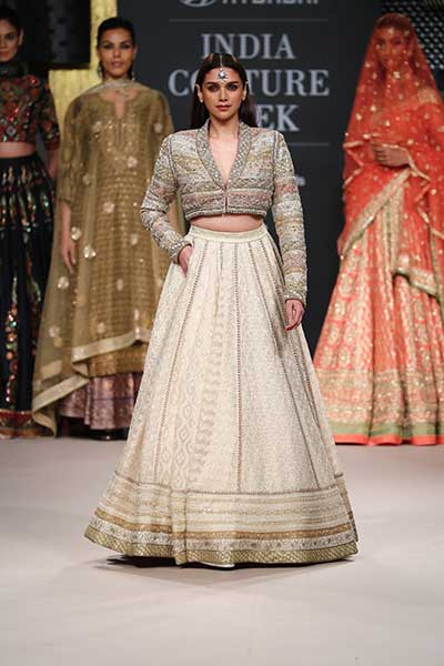 India Couture Week: Aditi Rao Hydari walks the ramp for designer Ritu Kumar