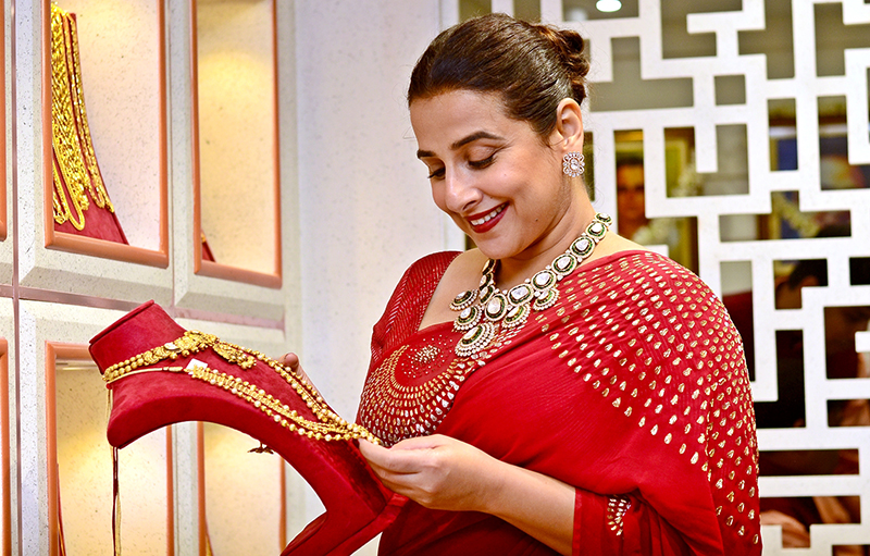 Vidya Balan inaugurates Senco Gold & Diamonds' new showrooms in Kolkata