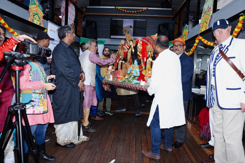 Bengali diaspora in UK celebrates Durga Puja in London