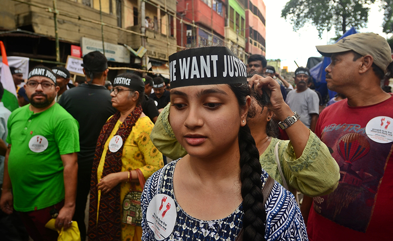 Clay artisans march demanding justice for RG Kar victim