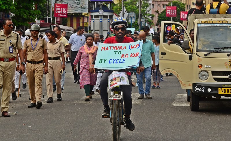 In images: Junior doctors organise massive protest rally in Kolkata