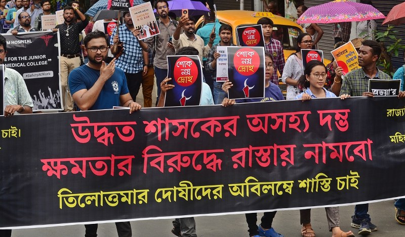 In images: Junior doctors organise massive protest rally in Kolkata