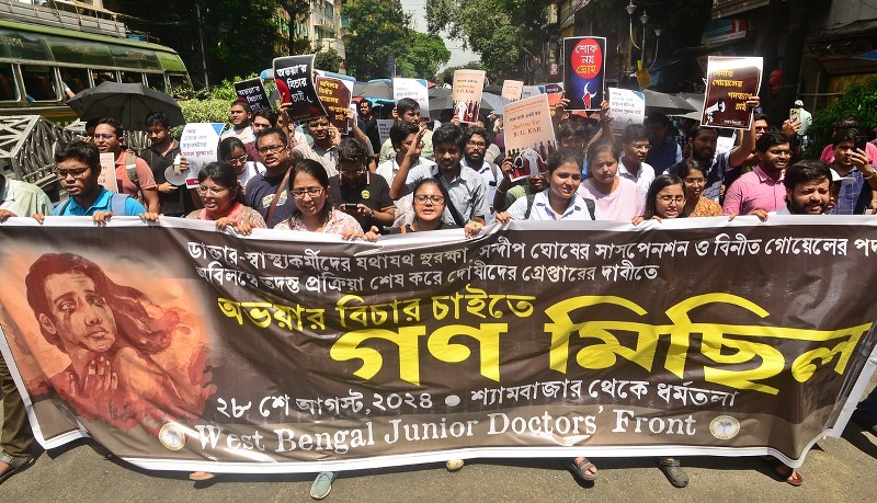 In images: Junior doctors organise massive protest rally in Kolkata