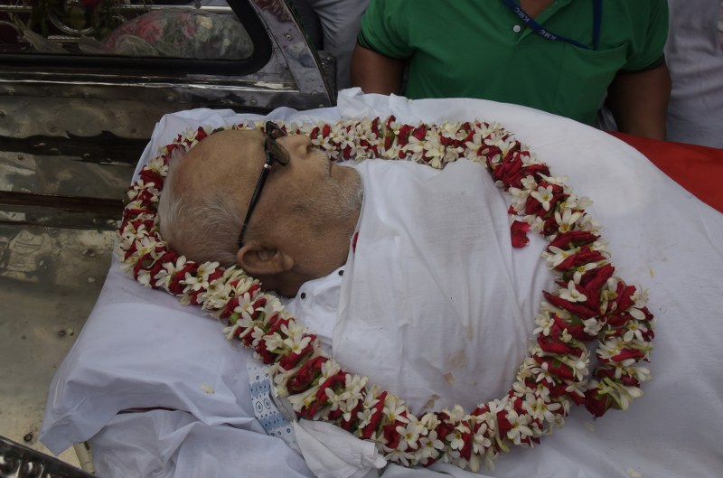 Marxist icon Buddhadeb Bhattacharjee dies at age 80