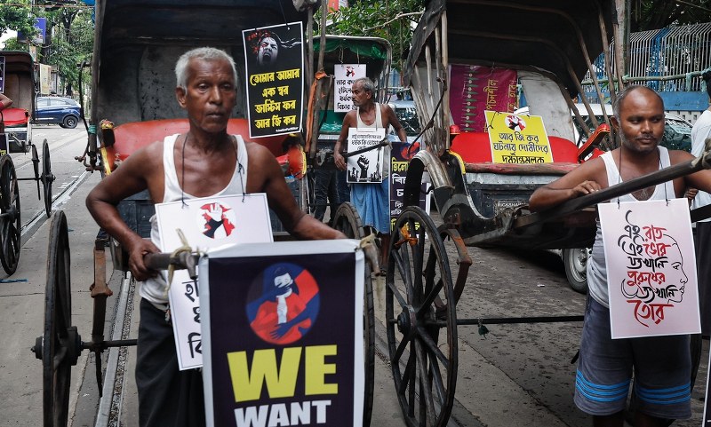 Rickshaw pullers demand justice for RG Kar victim in Kolkata