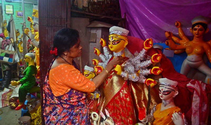 Kolkata gears up for Durga Puja